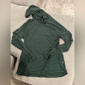 Men’s Lululemon long sleeve
